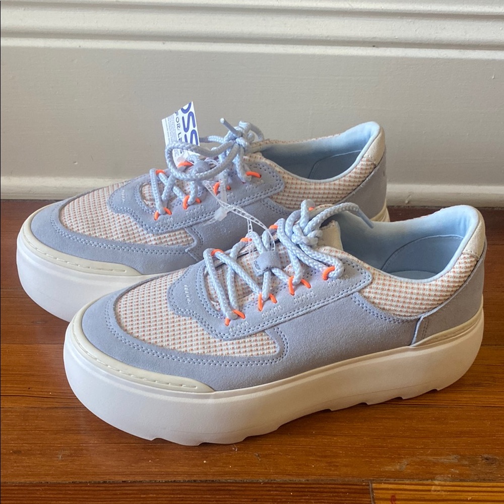 UGG platform sneaker